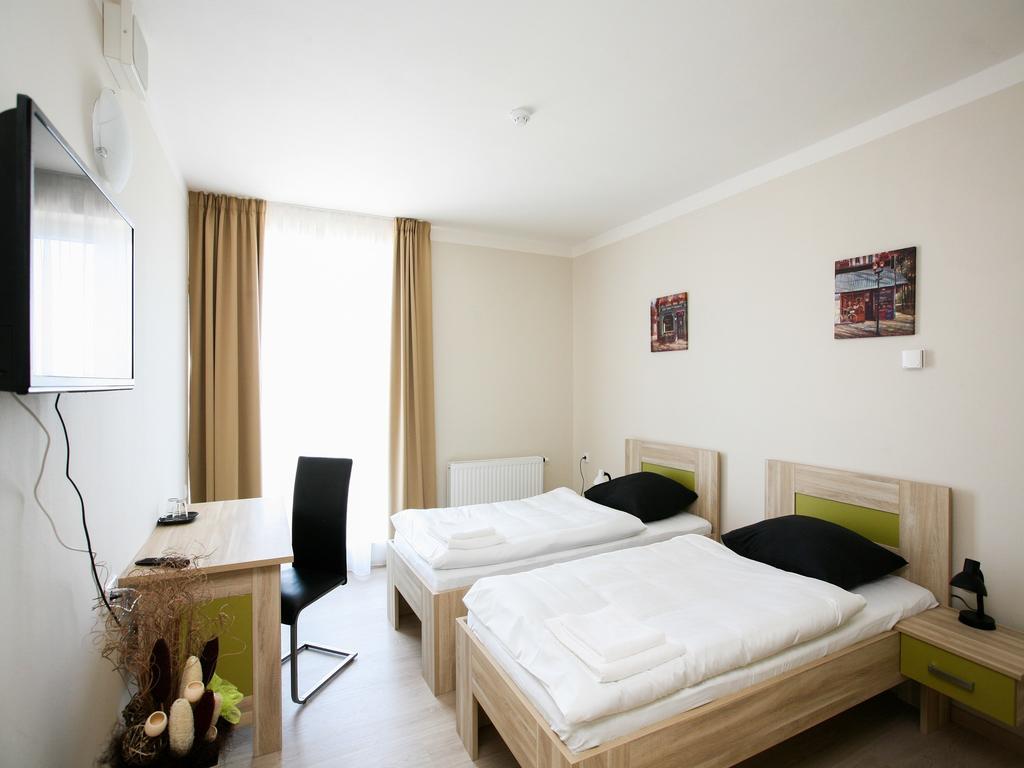 Nad Kralovnou Hotel & Restaurant ปราก ห้อง รูปภาพ