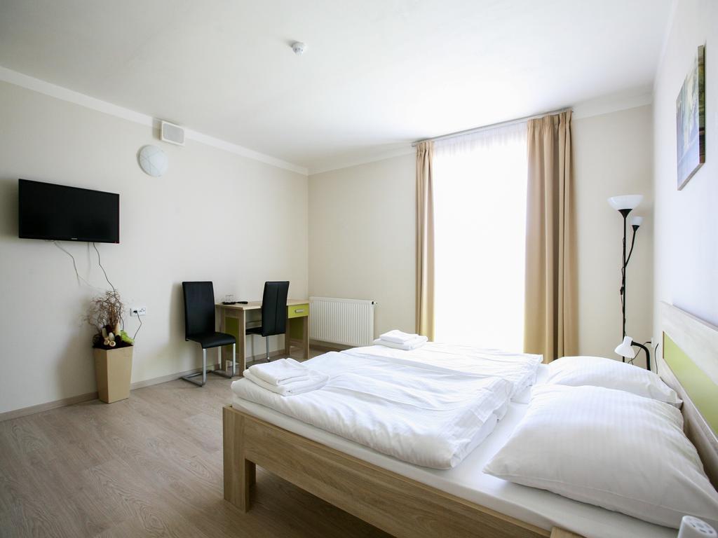 Nad Kralovnou Hotel & Restaurant ปราก ห้อง รูปภาพ